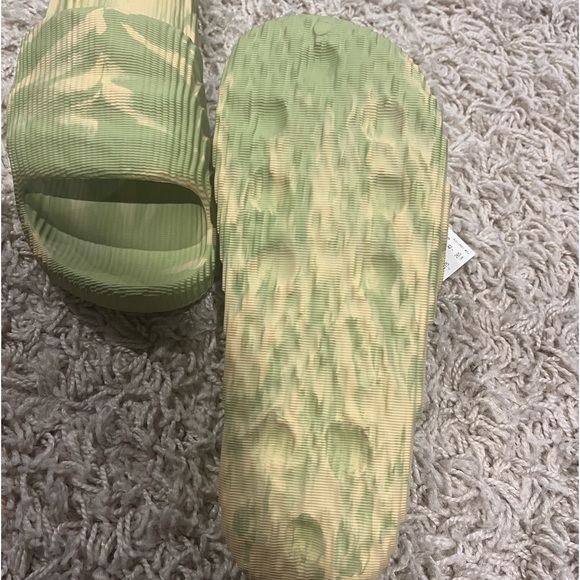 Adidas Adilette 22 Slides - Picture 4 of 4